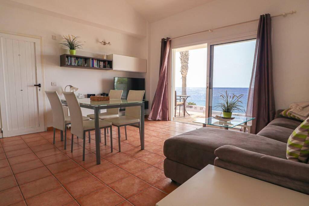 Apartamento Mar Apartment Tias Ngoại thất bức ảnh